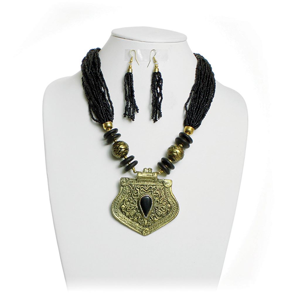 Royal Pendant Necklace Set